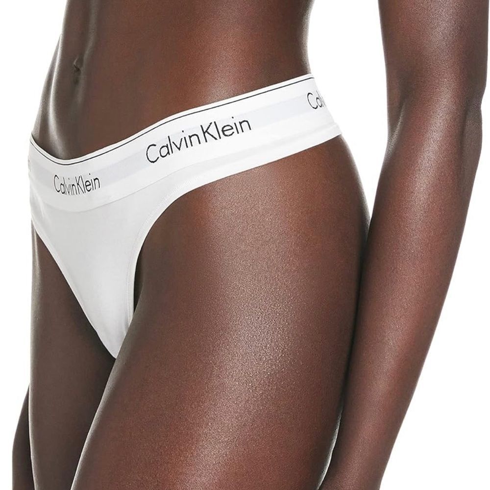 NWT Calvin Klein Thong - White - Size Medium - Picture 1 of 6